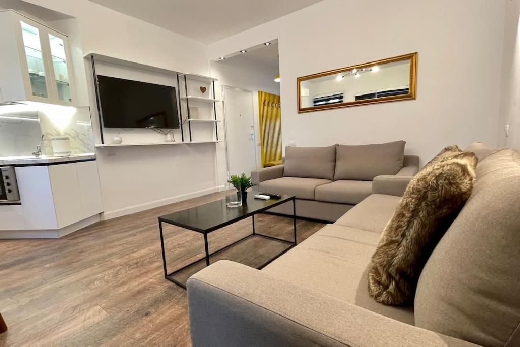 53° Bs Skanderbeg City Center Comfort Tirana Exterior photo